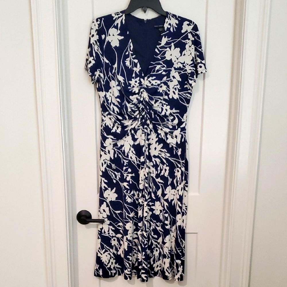 Sale Maggy London Blue & Ivory Ruched V-Neck Dress Size 12